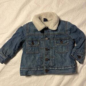GAP Kids Denim Jacket with Cream Sherpa Collar 18-24 months baby girl boy